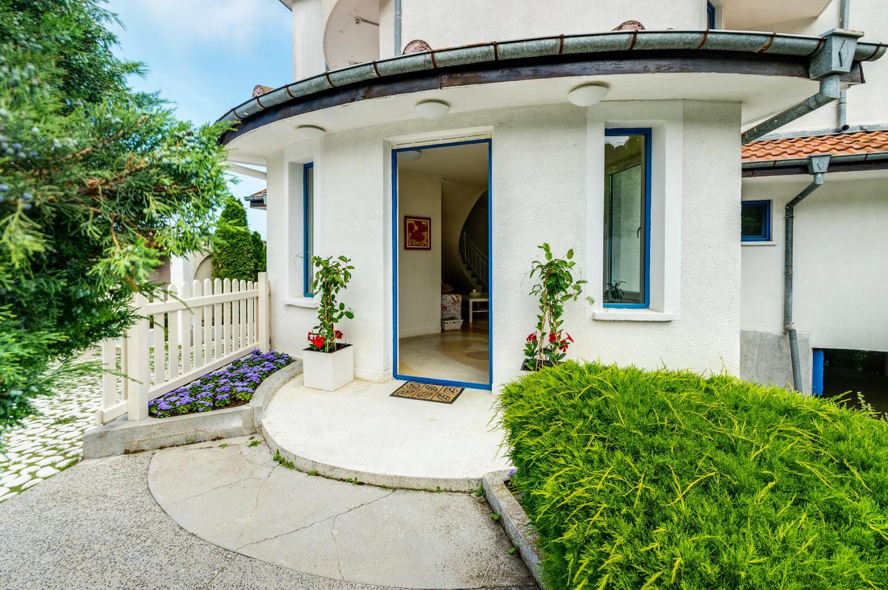 Villa White Dove Golden Sands Ngoại thất bức ảnh